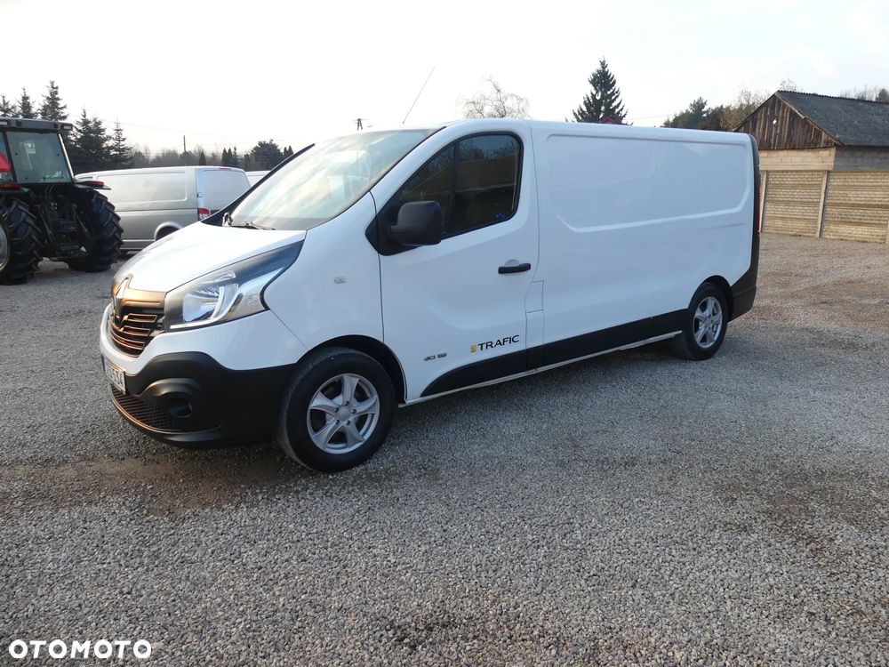 Renault TRAFIC - 1