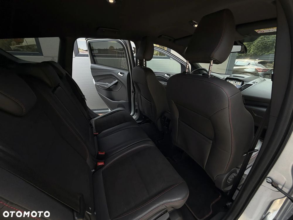 Ford Kuga 1.5 TDCi 2x4 Titanium - 16