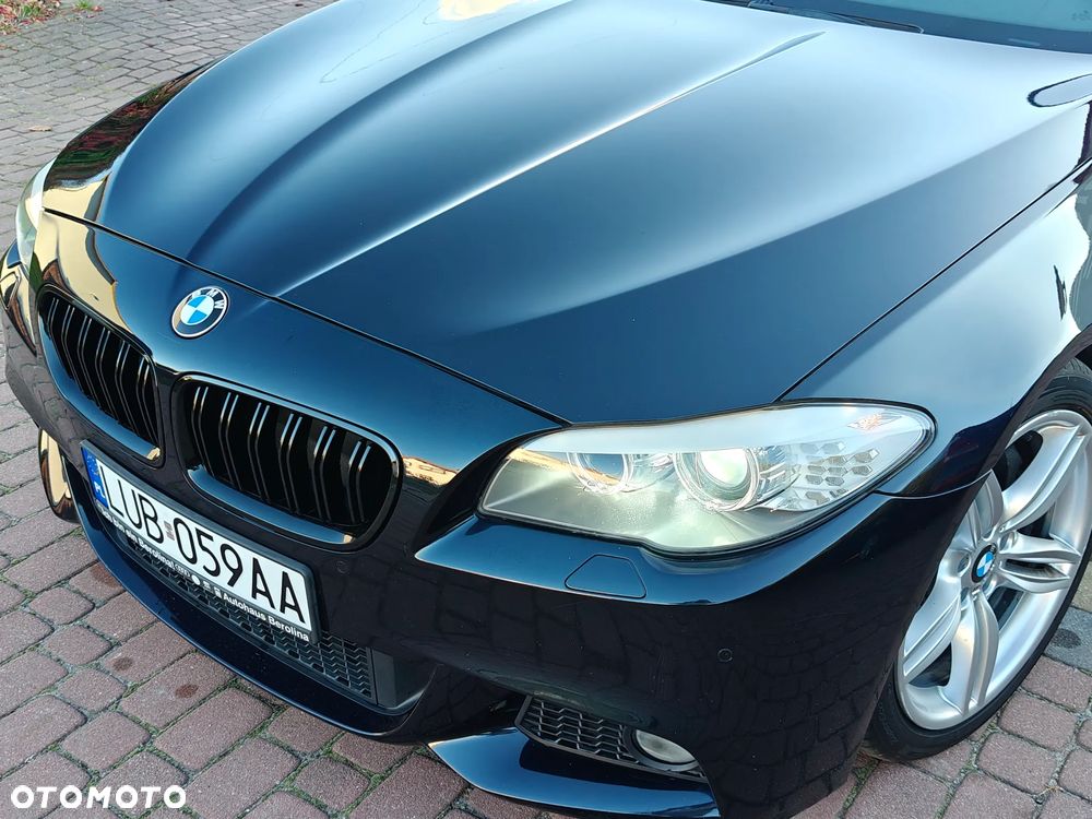 BMW Seria 5 525d xDrive - 8
