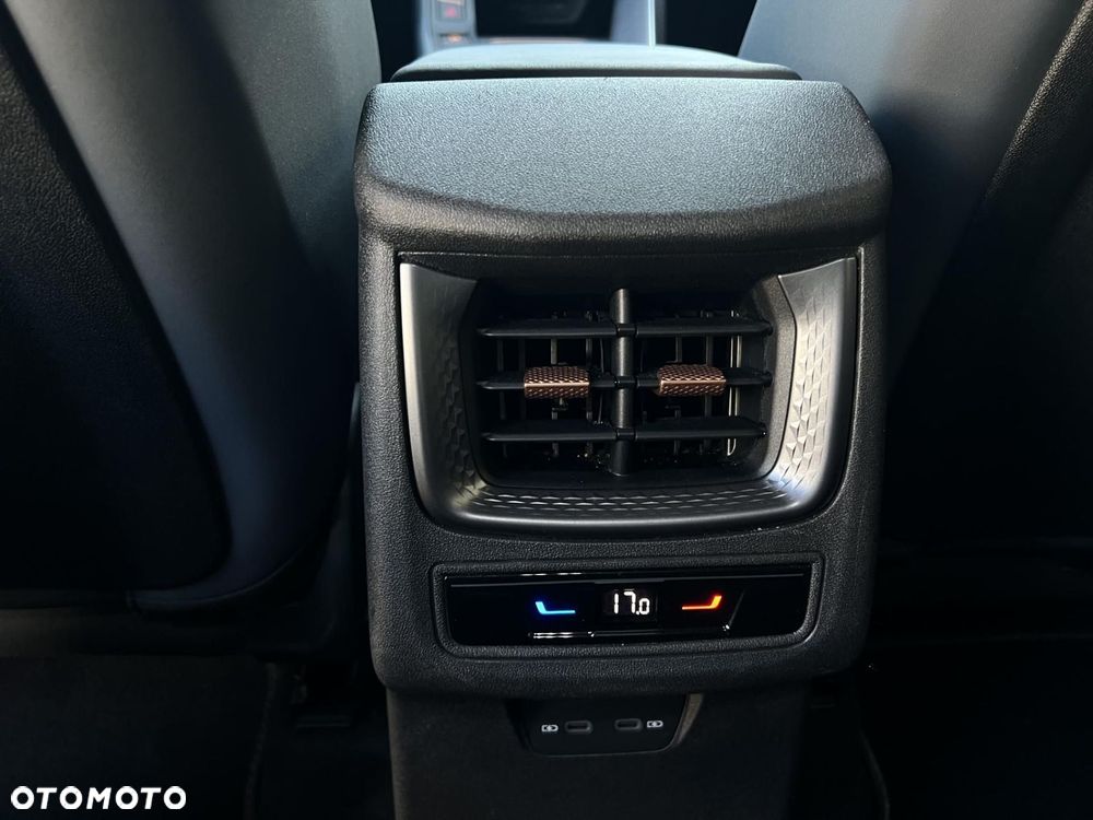 Cupra Terramar 1.5 eTSI mHEV DSG - 11