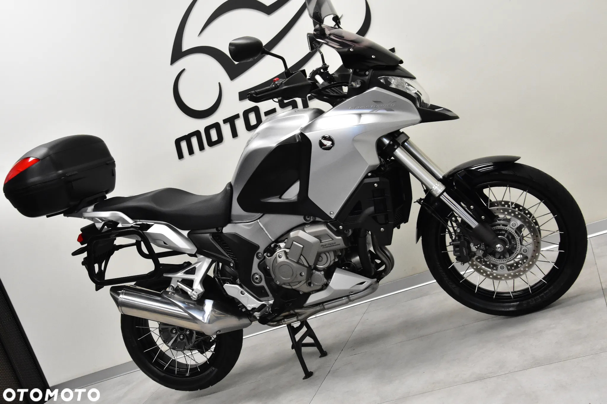 Honda VFR - 7
