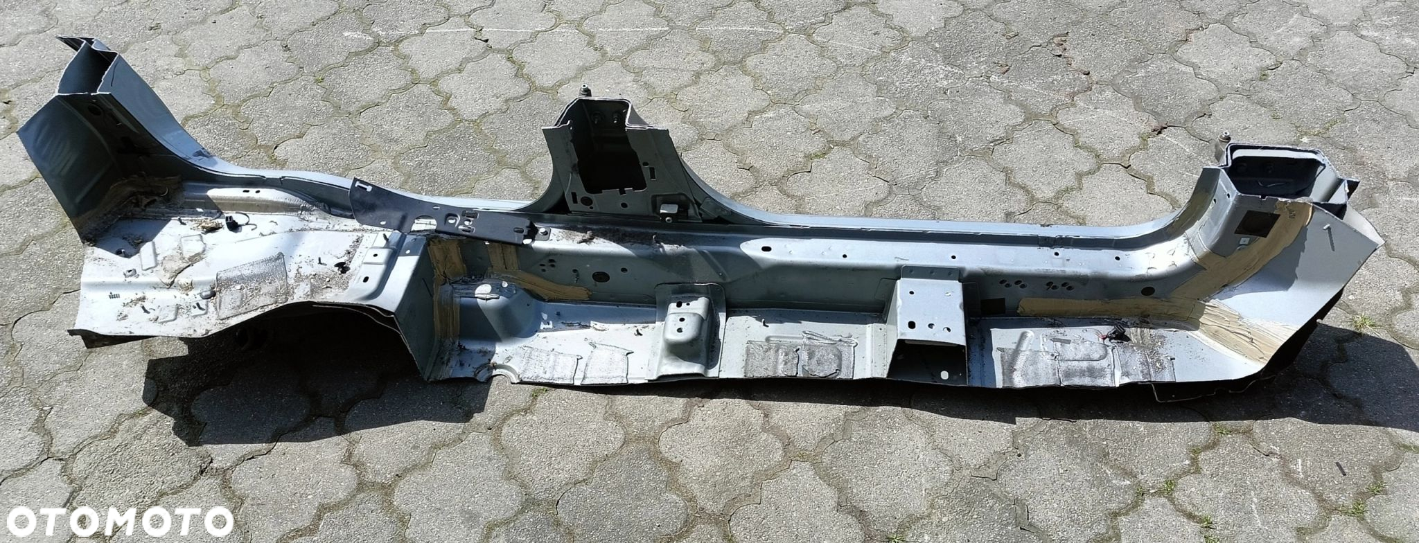 Mondeo MK4 próg lewy prawy kombi kolor: 76 Ford ~ - 3
