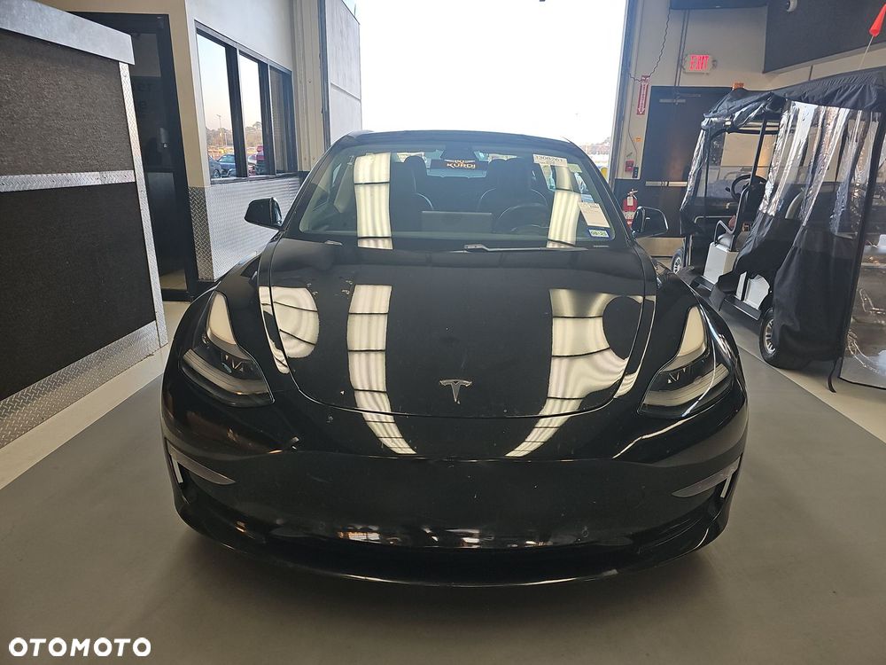 Tesla Model 3 Long Range AWD - 6