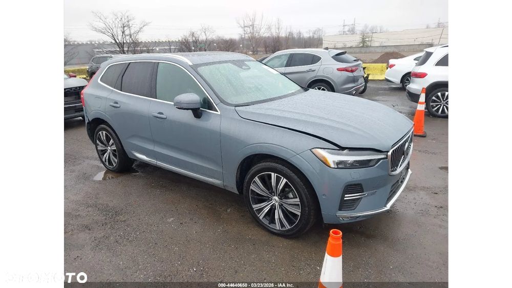 Volvo XC 60 B5 B AWD Plus Bright - 1