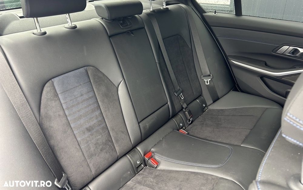 BMW Seria 3 330e xDrive AT PHEV - 3