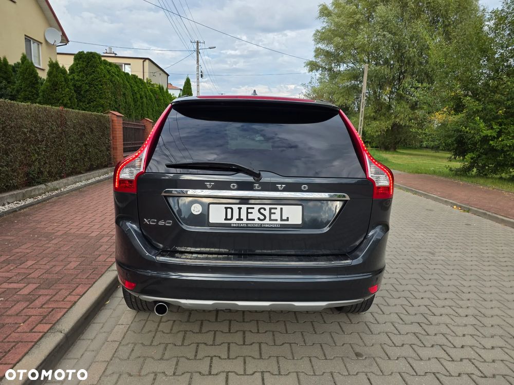 Volvo XC 60 D3 Drive-E Momentum - 11