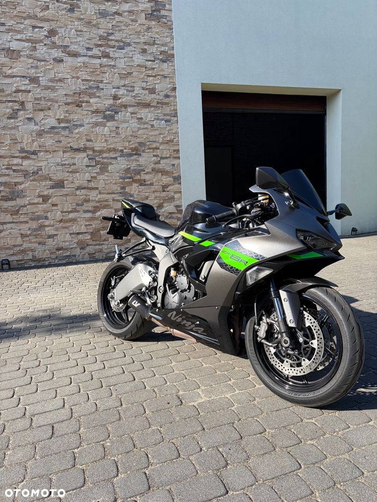 Kawasaki ZXR - 2