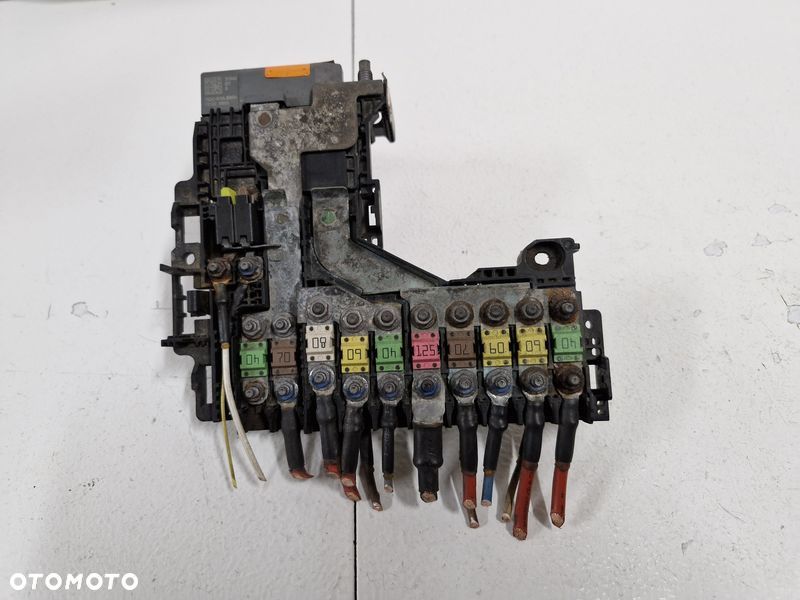 CITROEN DS5 DS4 I 1 2.0 HDI MODUŁ STEROWNIK BEZPIECZNIK AKUMULATORA 9665878380 - 7