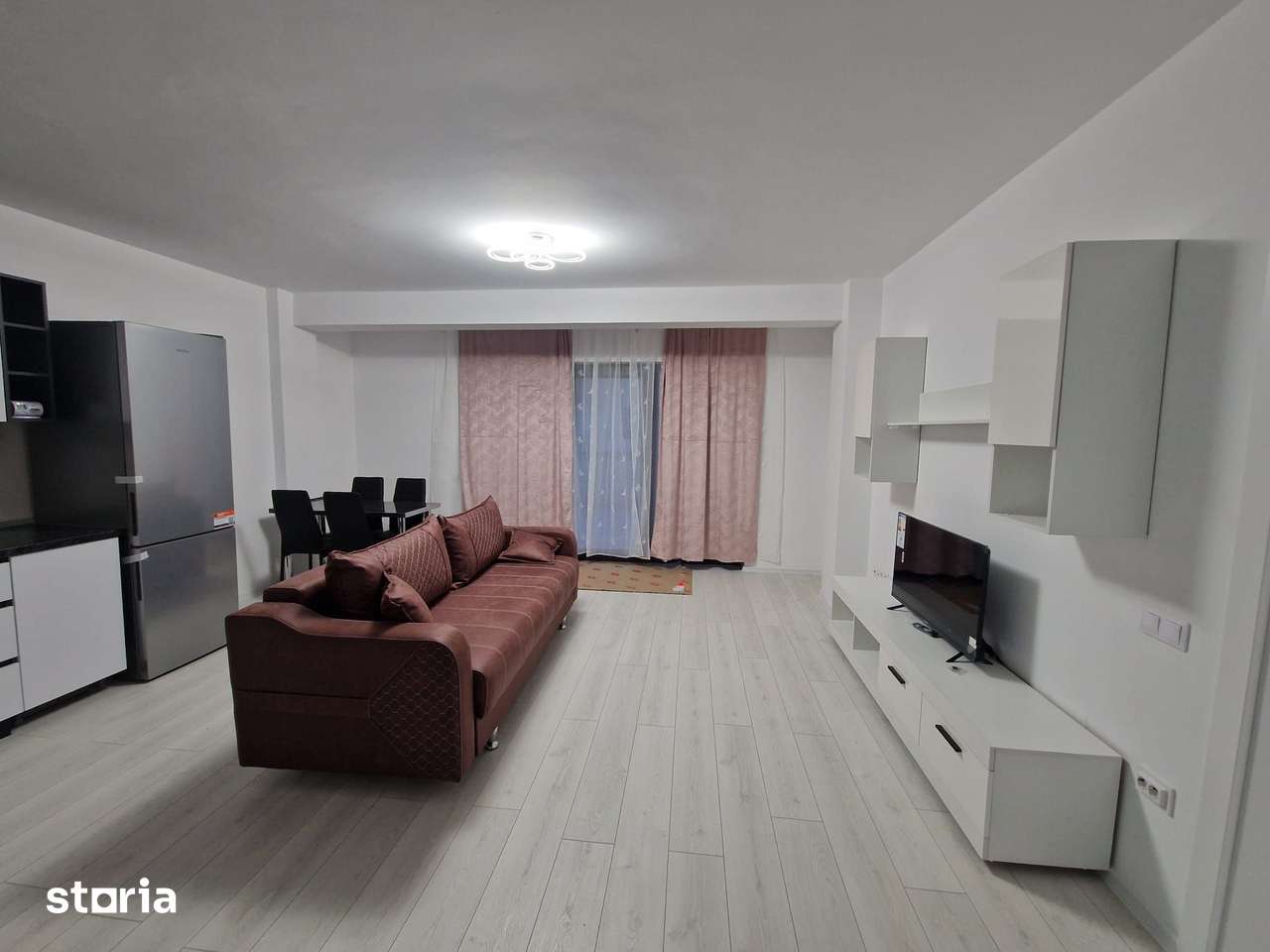 Apartament 2camere, mobilat,parcare, terasa 31mp, Sub Cetate, Floresti — fotografia 1