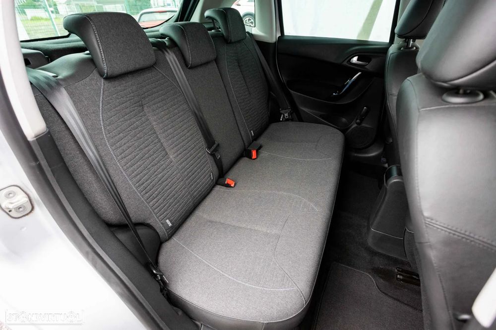 Citroën C3 1.2 PureTech Collection - 34