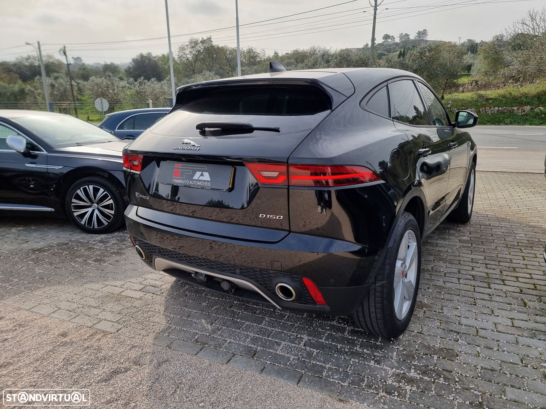 Jaguar E-Pace 2.0 i4D S - 6