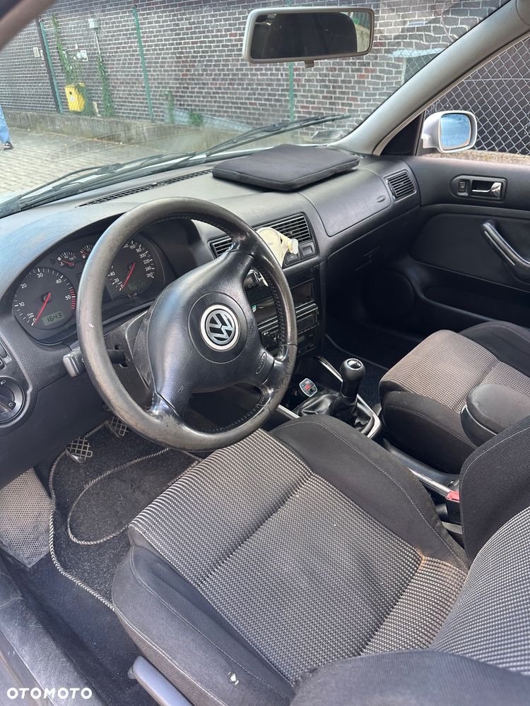 Volkswagen Golf 1.9 TDI - 13