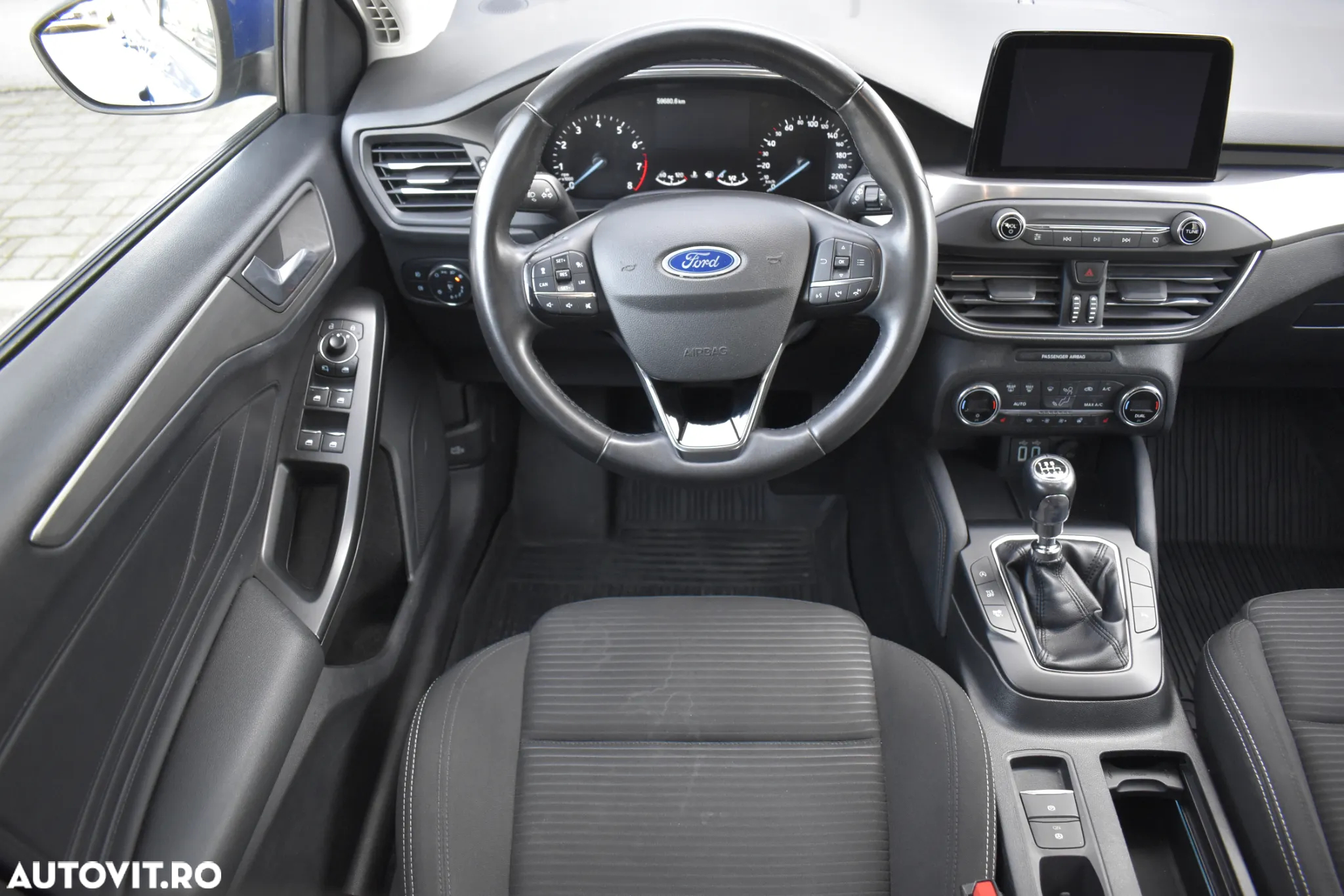 Ford Focus 1.0 EcoBoost MHEV Titanium - 9