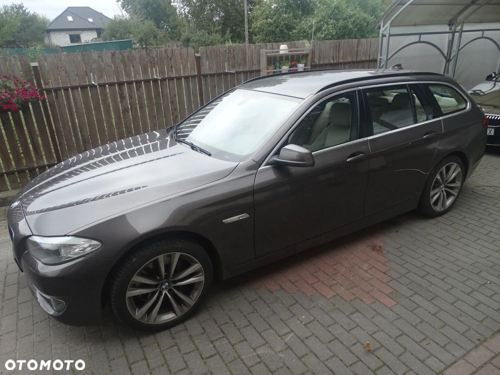 BMW Seria 5 530d xDrive - 3