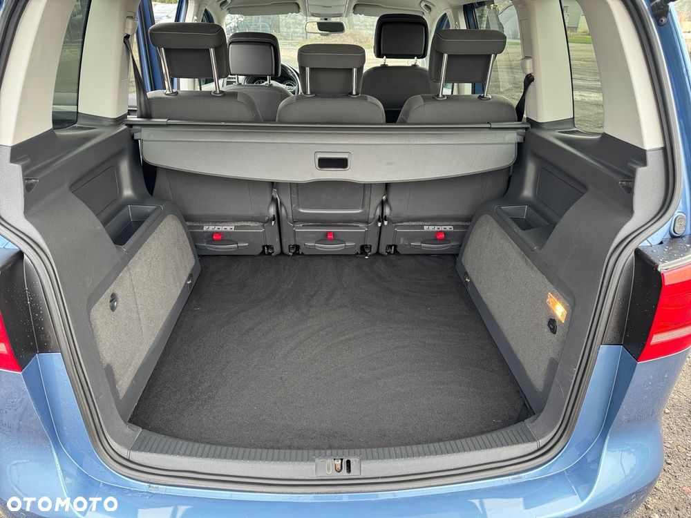 Volkswagen Touran 1.4 TSI DSG MATCH - 20