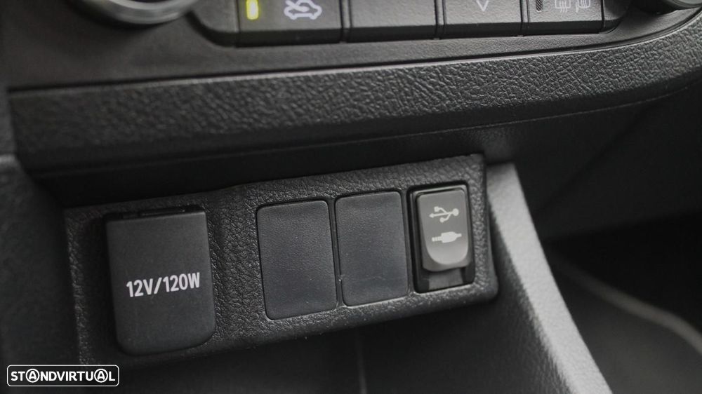 Toyota Auris 1.4 D-4D Exclusive - 29