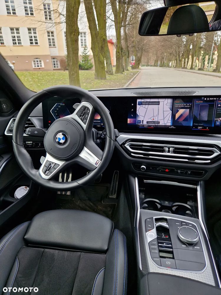 BMW Seria 3 330i xDrive M Sport - 10