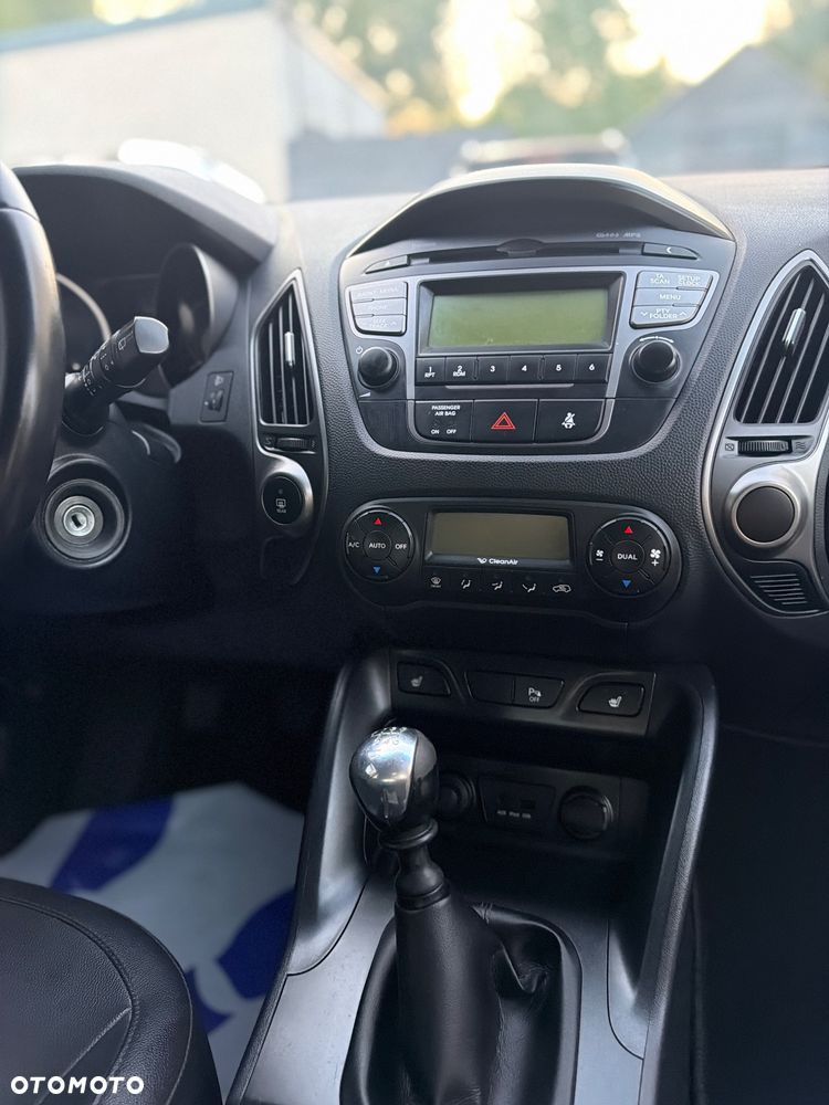 Hyundai ix35 blue 1.6 2WD Finale Silver - 12