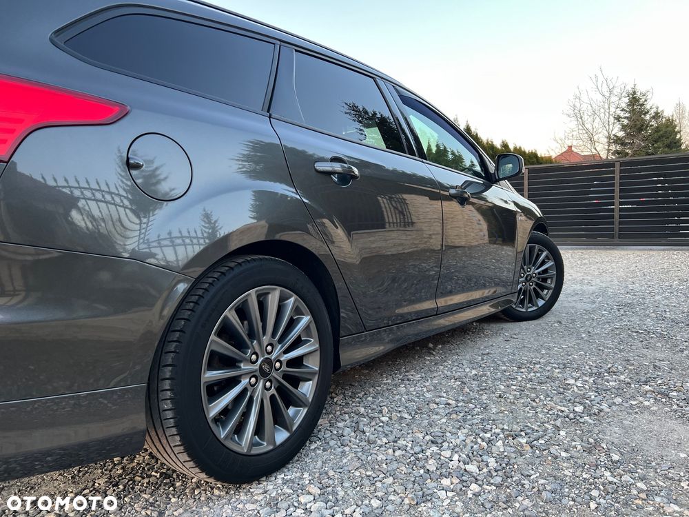 Ford Focus 1.0 EcoBoost ST-Line ASS - 36