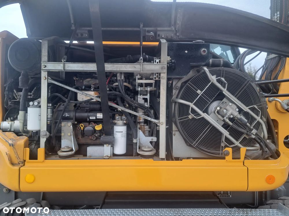 Liebherr 910 Compact - 11