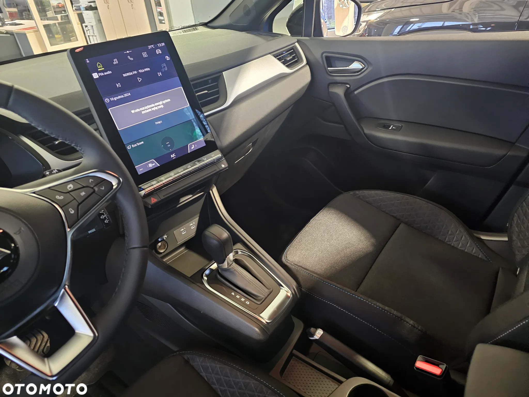 Mitsubishi ASX - 10