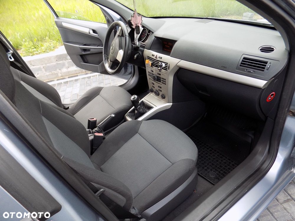 Opel Astra - 21