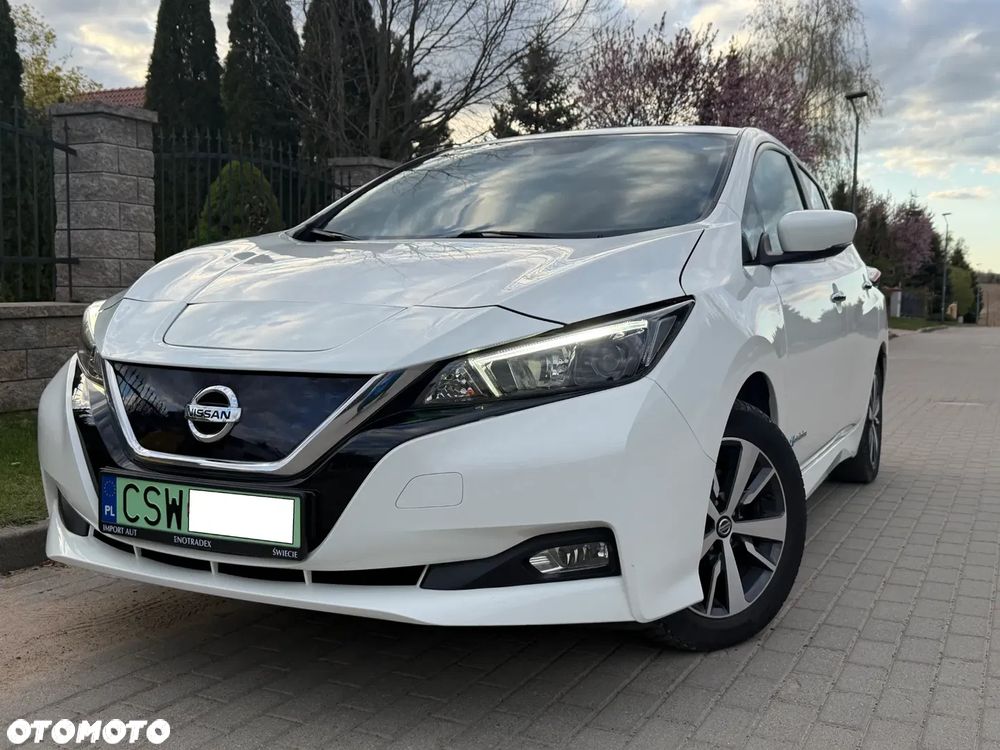 Nissan Leaf 40 kWh Acenta - 1