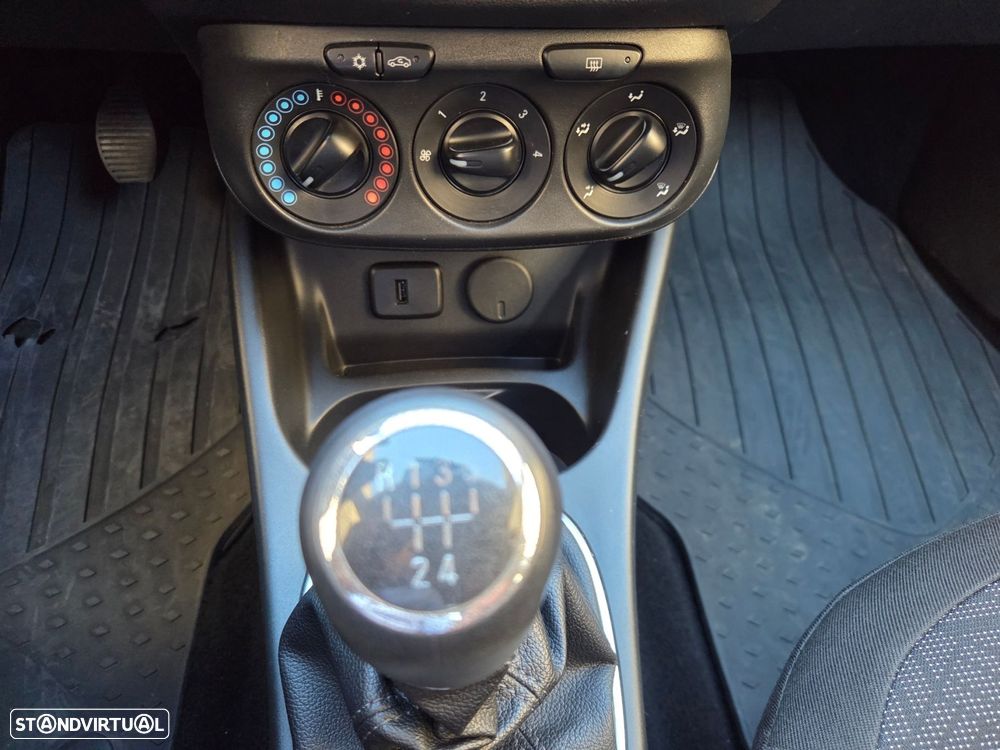 Opel Corsa 1.4 Dynamic FlexFuel - 24