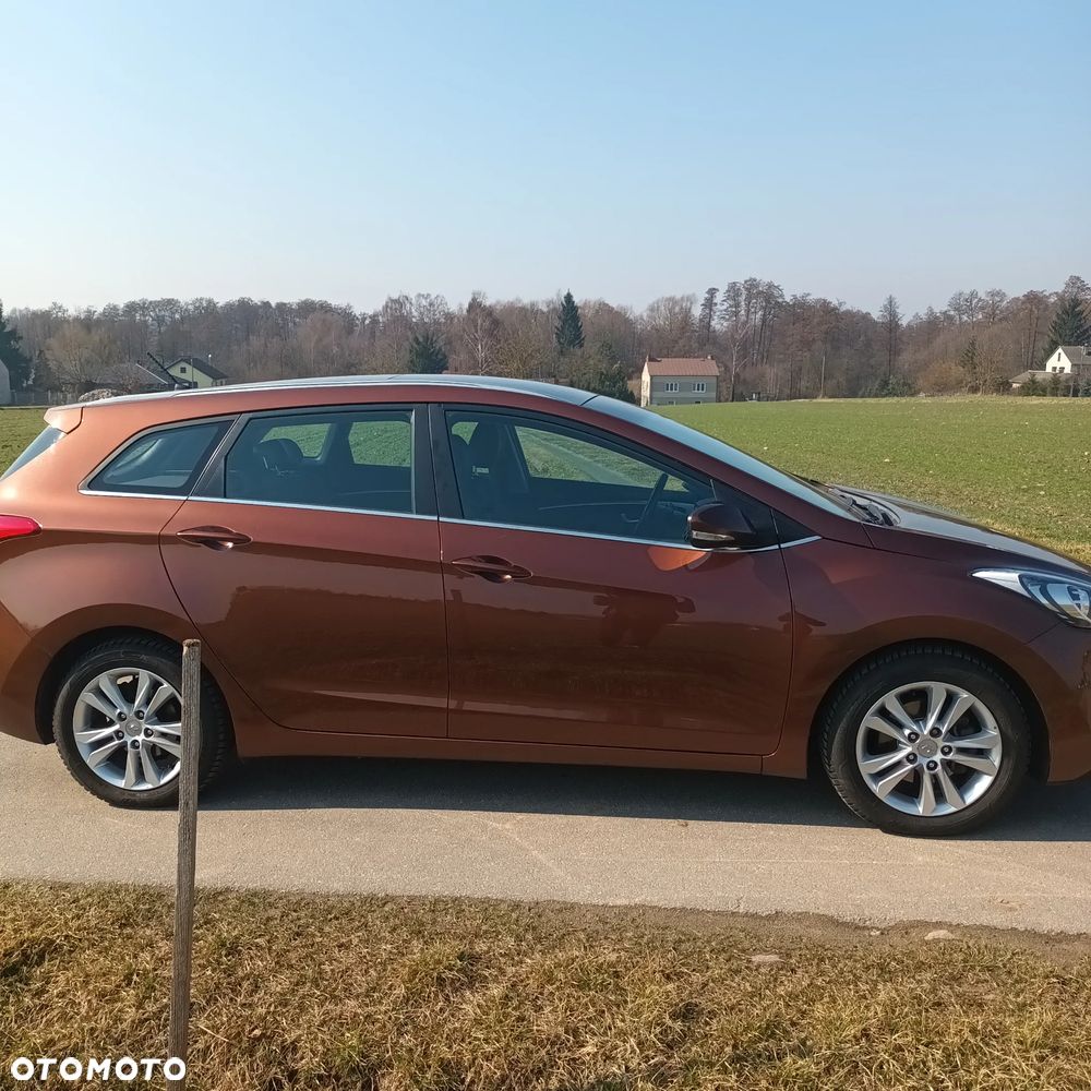 Hyundai i30 i30cw 1.6 CRDi Trend - 6