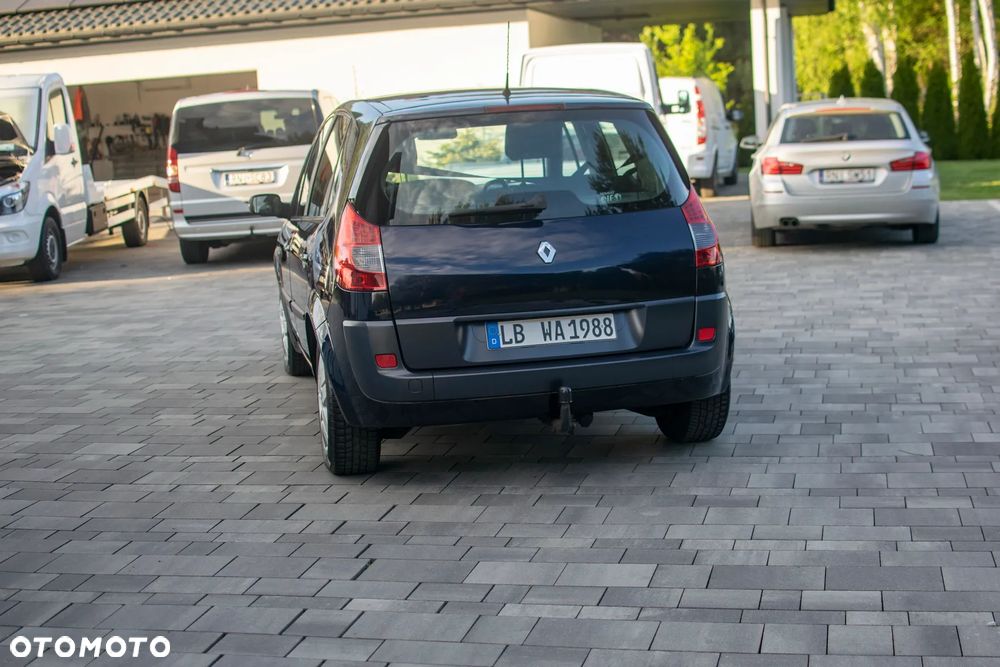 Renault Scenic - 18