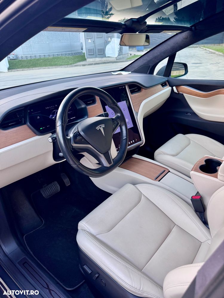 Tesla Model X Long Range - 7