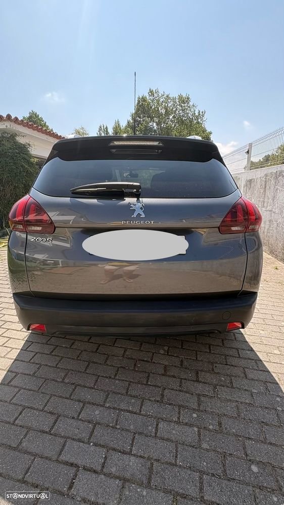 Peugeot 2008 1.6 BlueHDi Style - 2