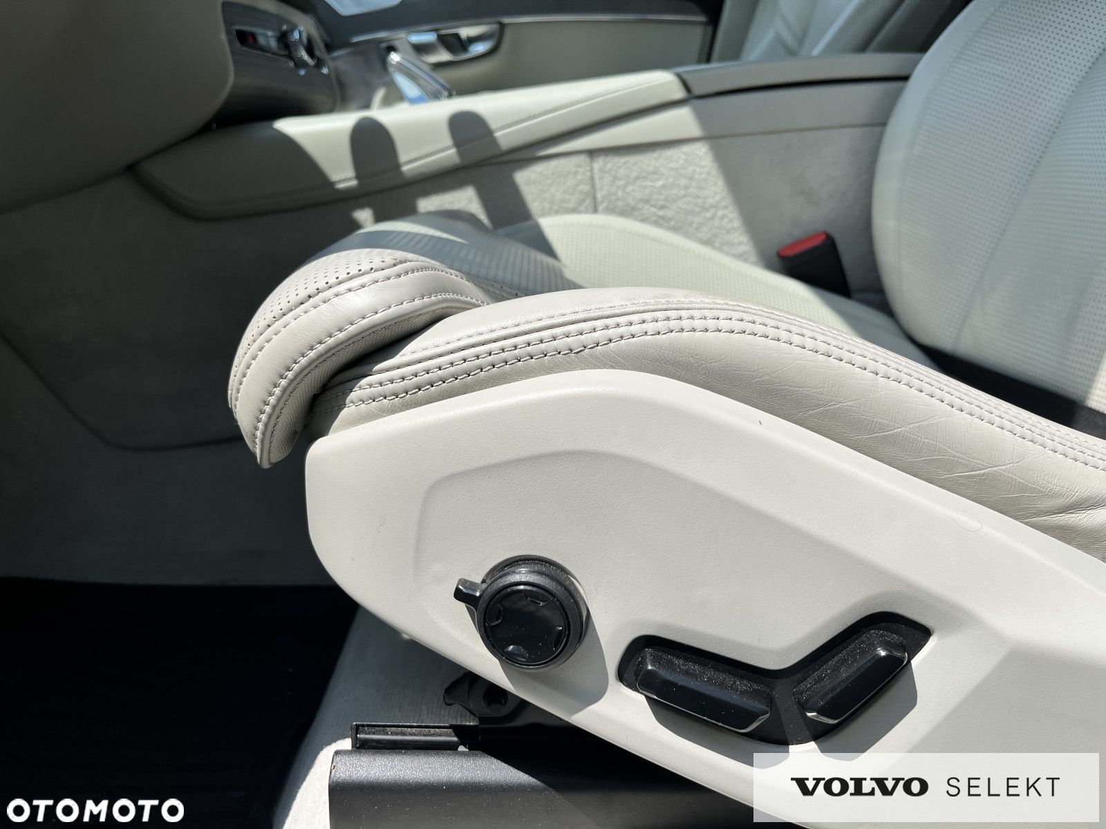 Volvo XC 90 - 16