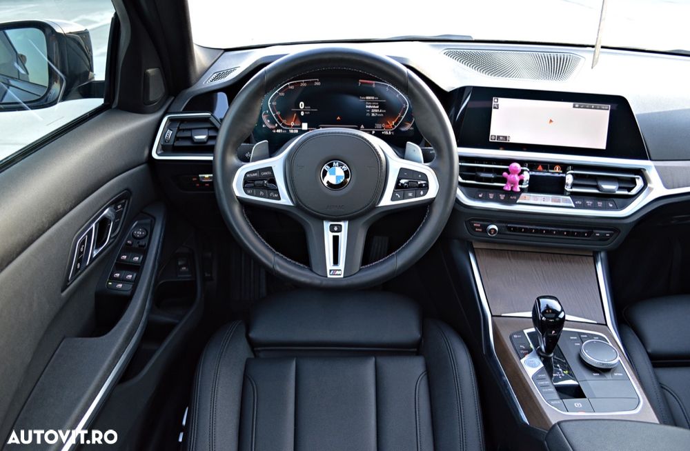 BMW Seria 3 330i AT - 10