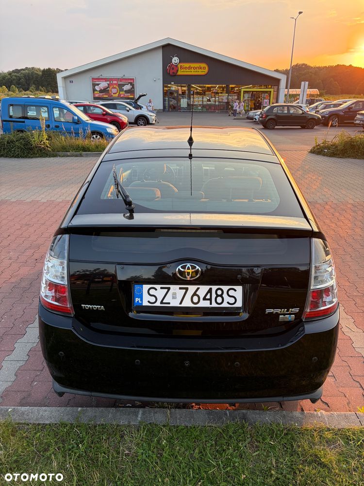 Toyota Prius 1.5 VVT-i Prestige - 6