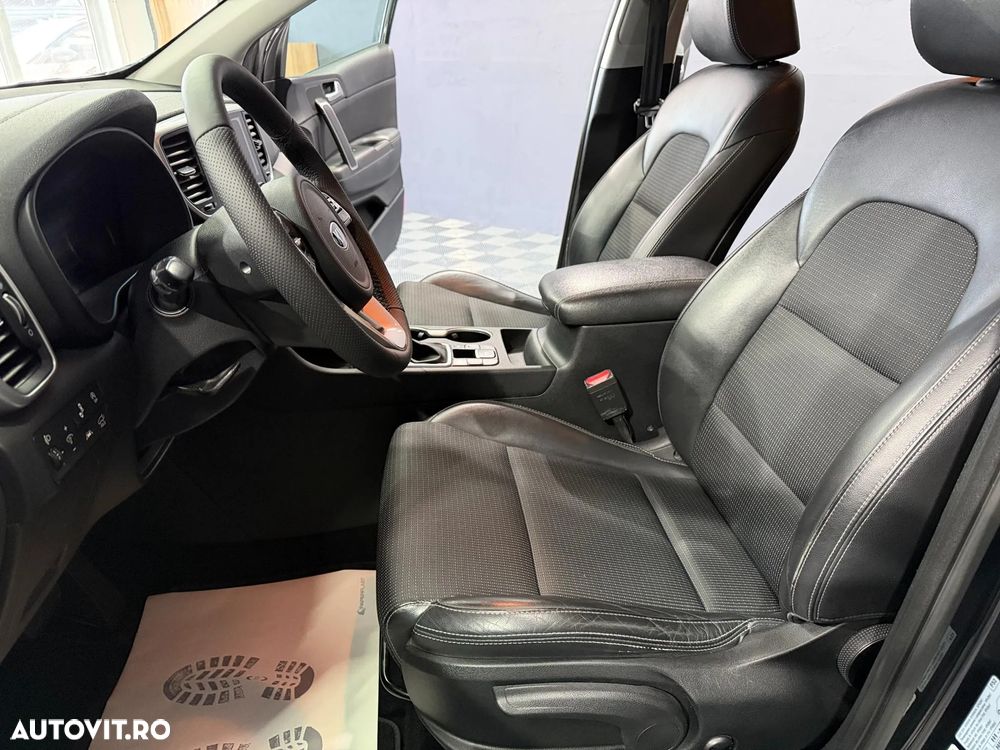 Kia Sportage 1.6 DSL MHEV 7DCT HP 4x2 Style - 12