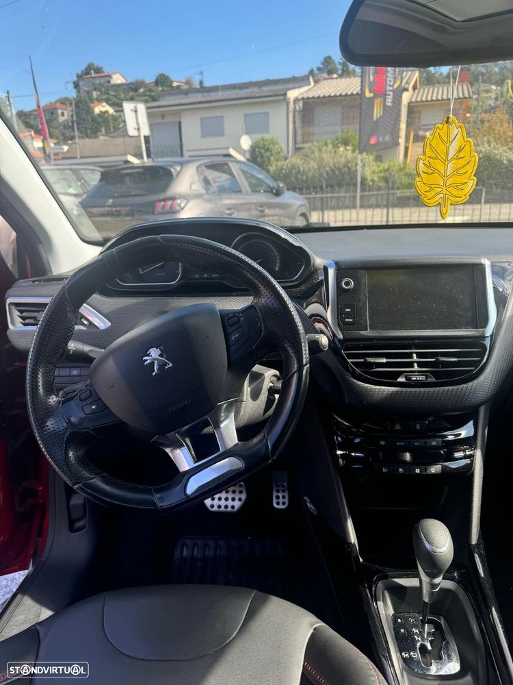 Peugeot 2008 PureTech 110 Stop&Start EAT6 GT-Line Edition - 12