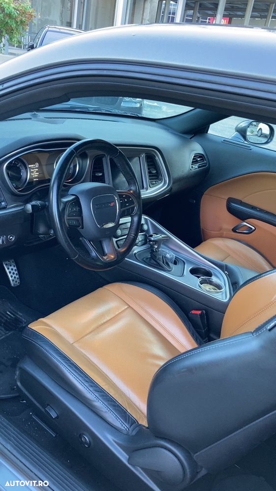 Dodge Challenger Automatik SXT Plus - 8