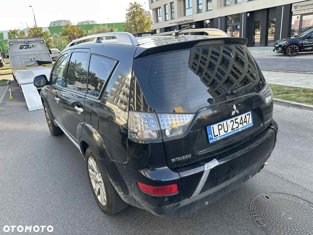 Mitsubishi Outlander 2.0 DID Intense + - 5