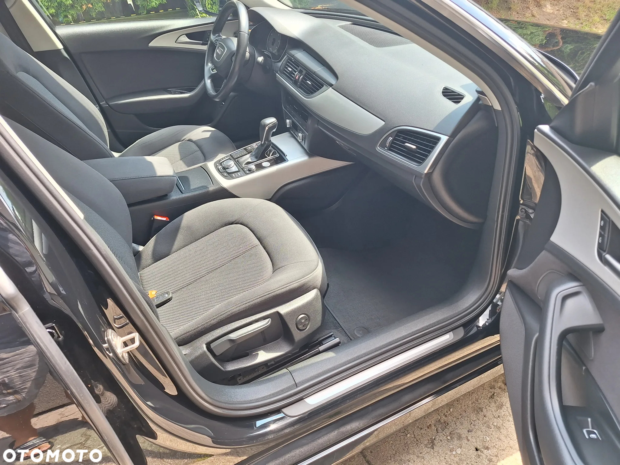 Audi A6 Avant 2.0 TDI Ultra S tronic - 6