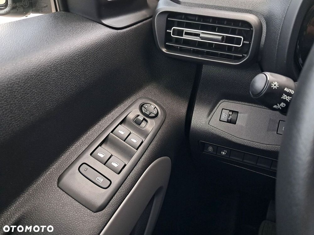 Toyota Proace City Verso 1.5 D-4D Family - 16