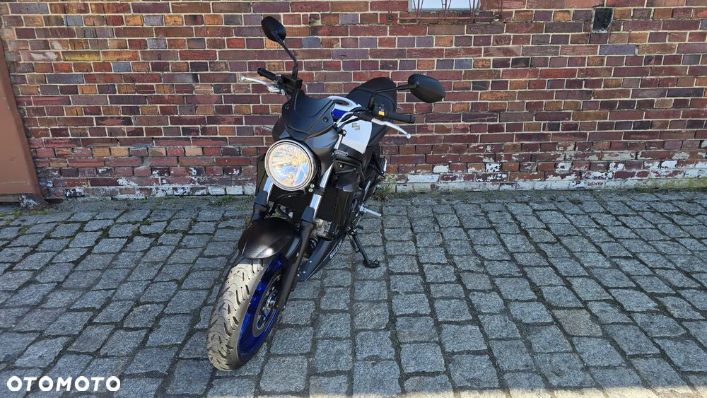 Suzuki SV - 17