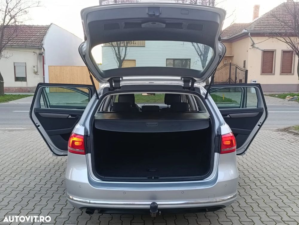 Volkswagen Passat - 8