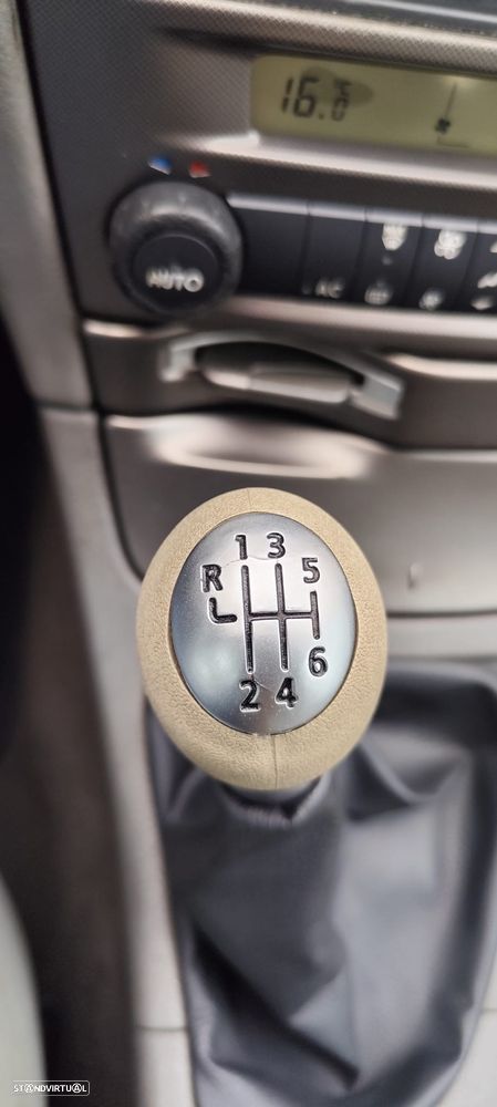 Renault Laguna 2.2 DCi Privilège - 6
