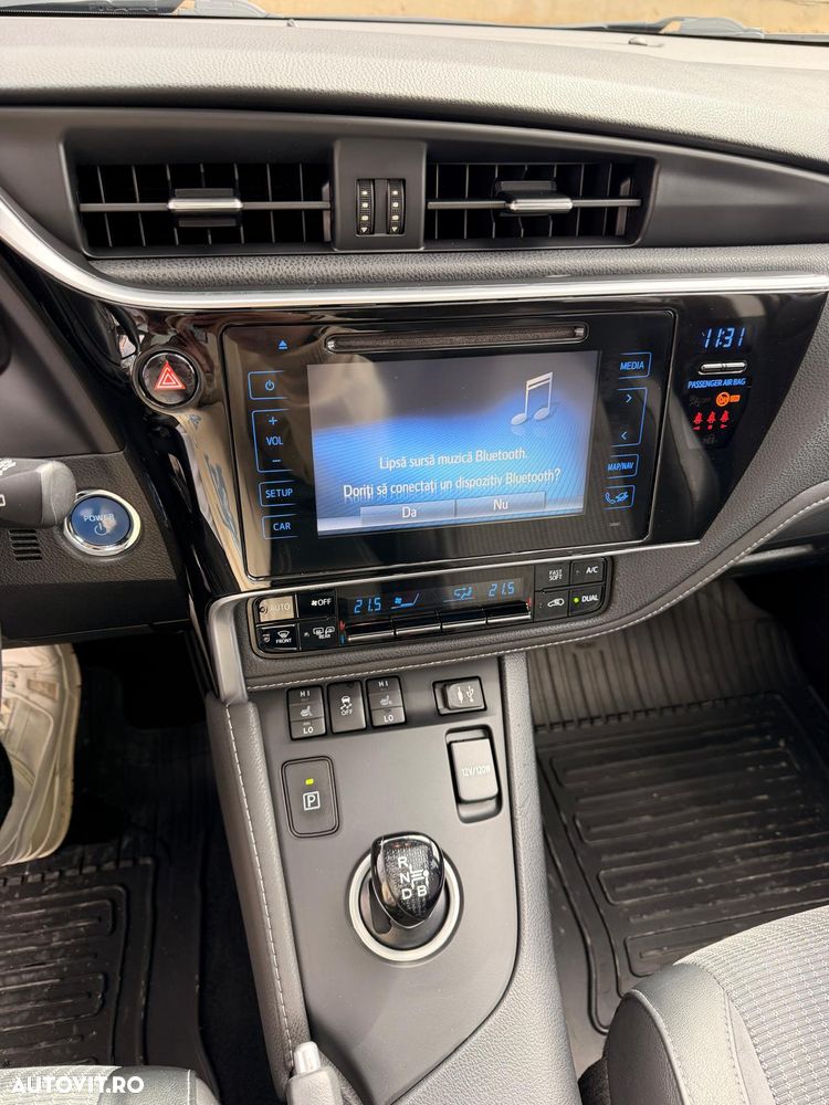 Toyota Auris - 24