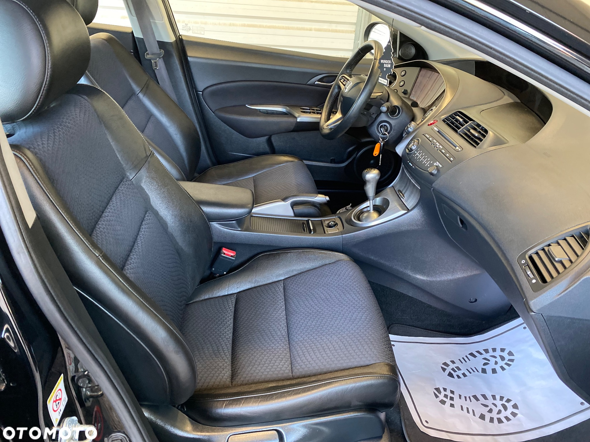 Honda Civic 1.8 Sport - 11