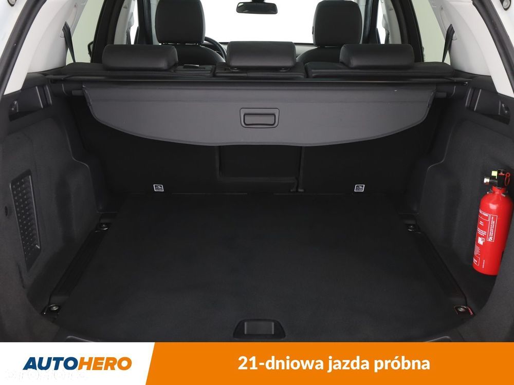 Land Rover Discovery Sport 2.0 TD4 SE - 18