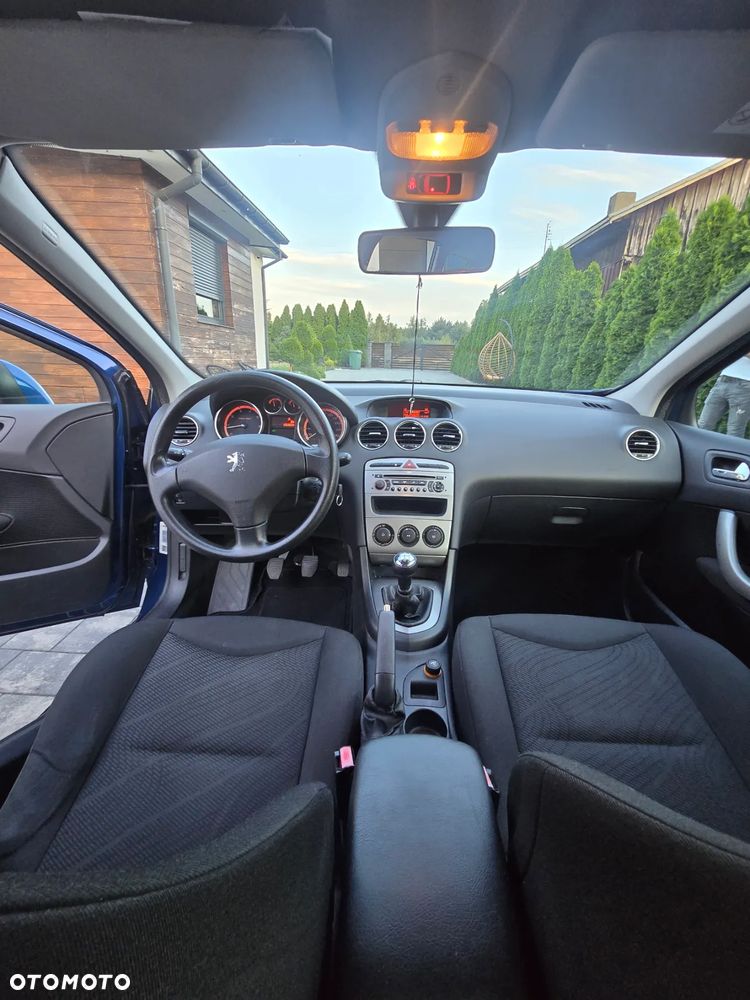 Peugeot 308 1.6 Premium - 11
