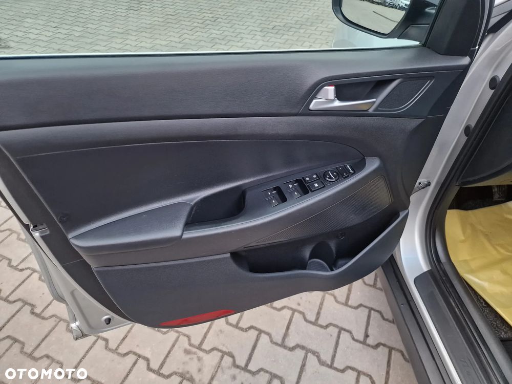 Hyundai Tucson 1.7 CRDI BlueDrive Comfort 2WD - 24