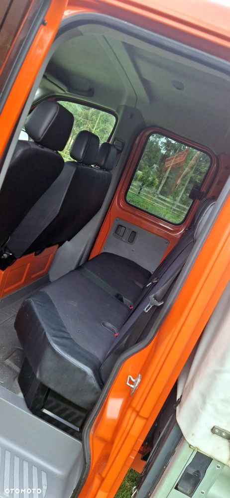 Mercedes-Benz Sprinter - 13